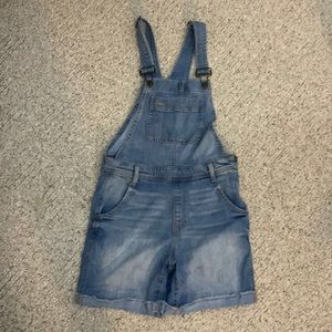 Gap overalls